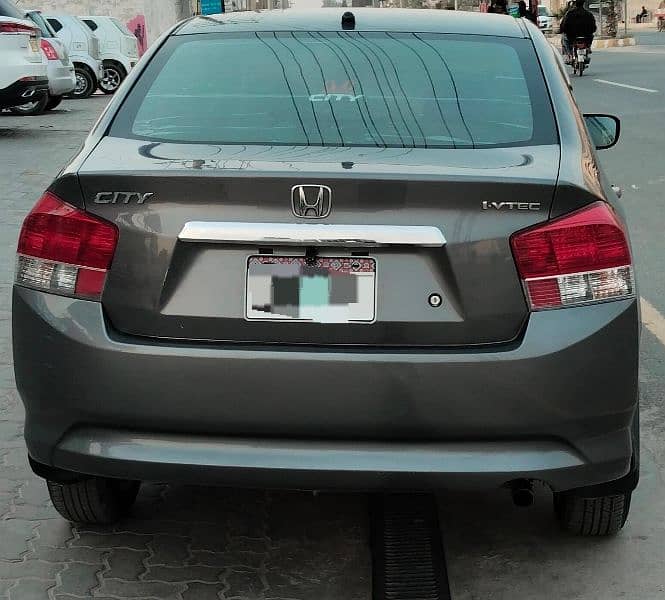 Honda City IVTEC 2009 call me more information 9