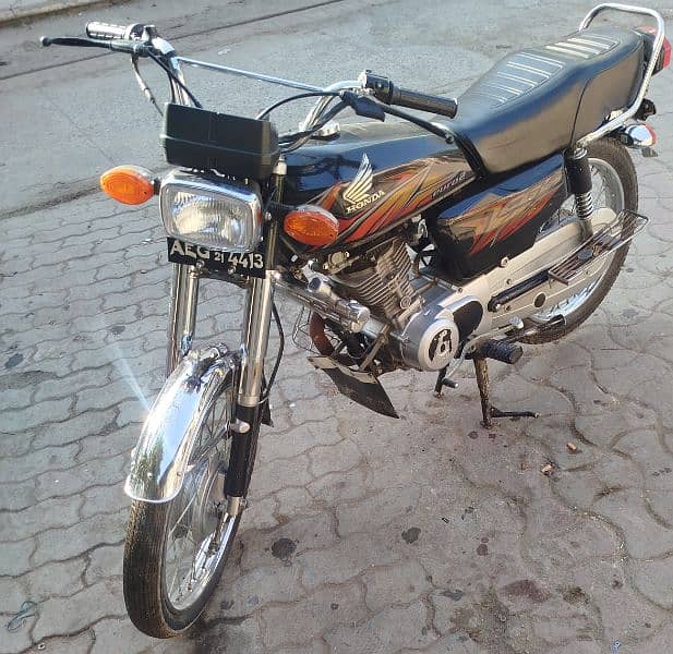 CG125 0