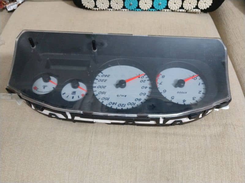 Nissan Primera Dashboard meter 3