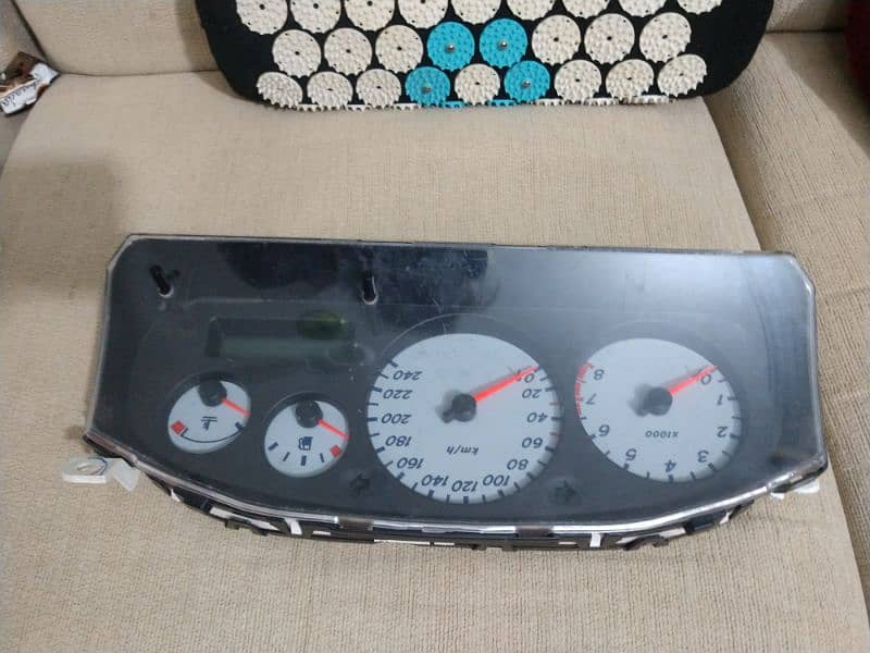 Nissan Primera Dashboard meter 4