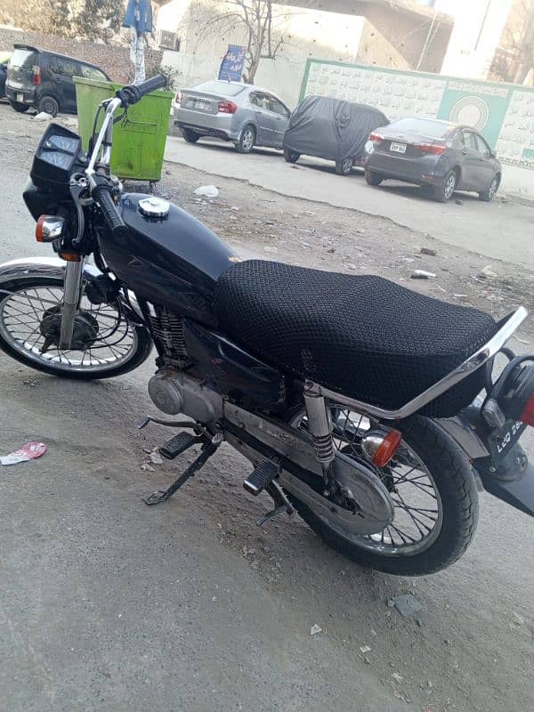 2013 model good condition 3