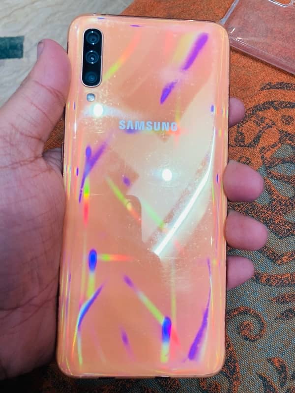 Samsung Galaxy A70 4