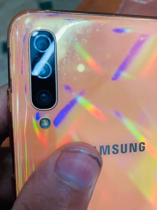 Samsung Galaxy A70 9