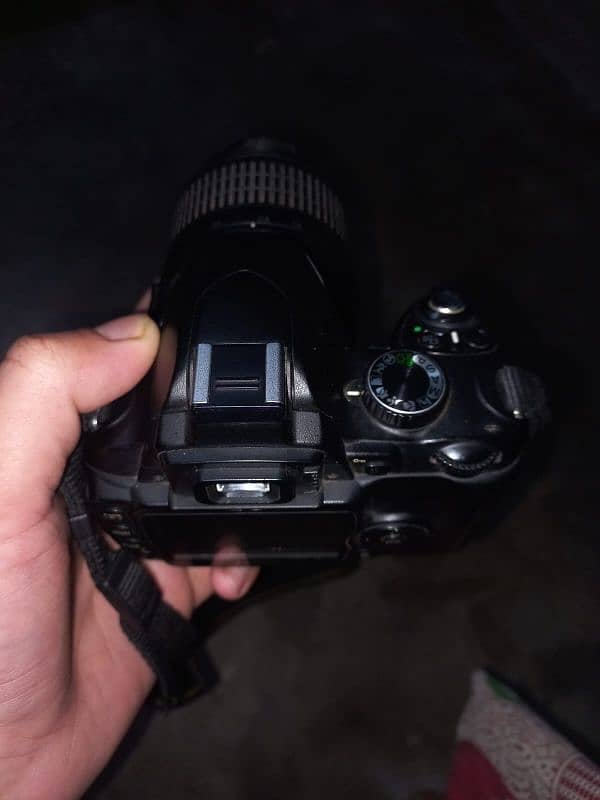 D60 Digital camera with Original Lens 3