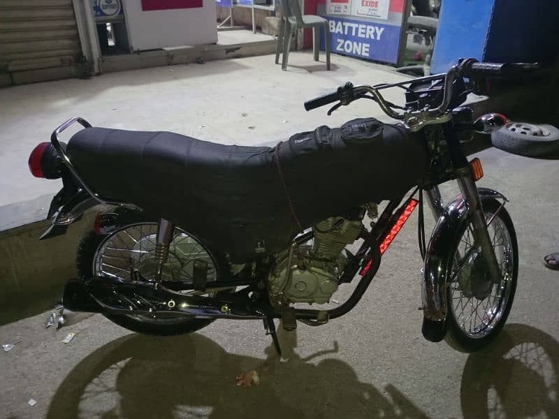 Honda CG125 2017 Euro2 Black color 2