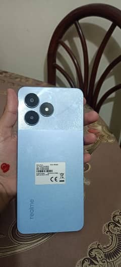 128/8 GB Real Me Note 50