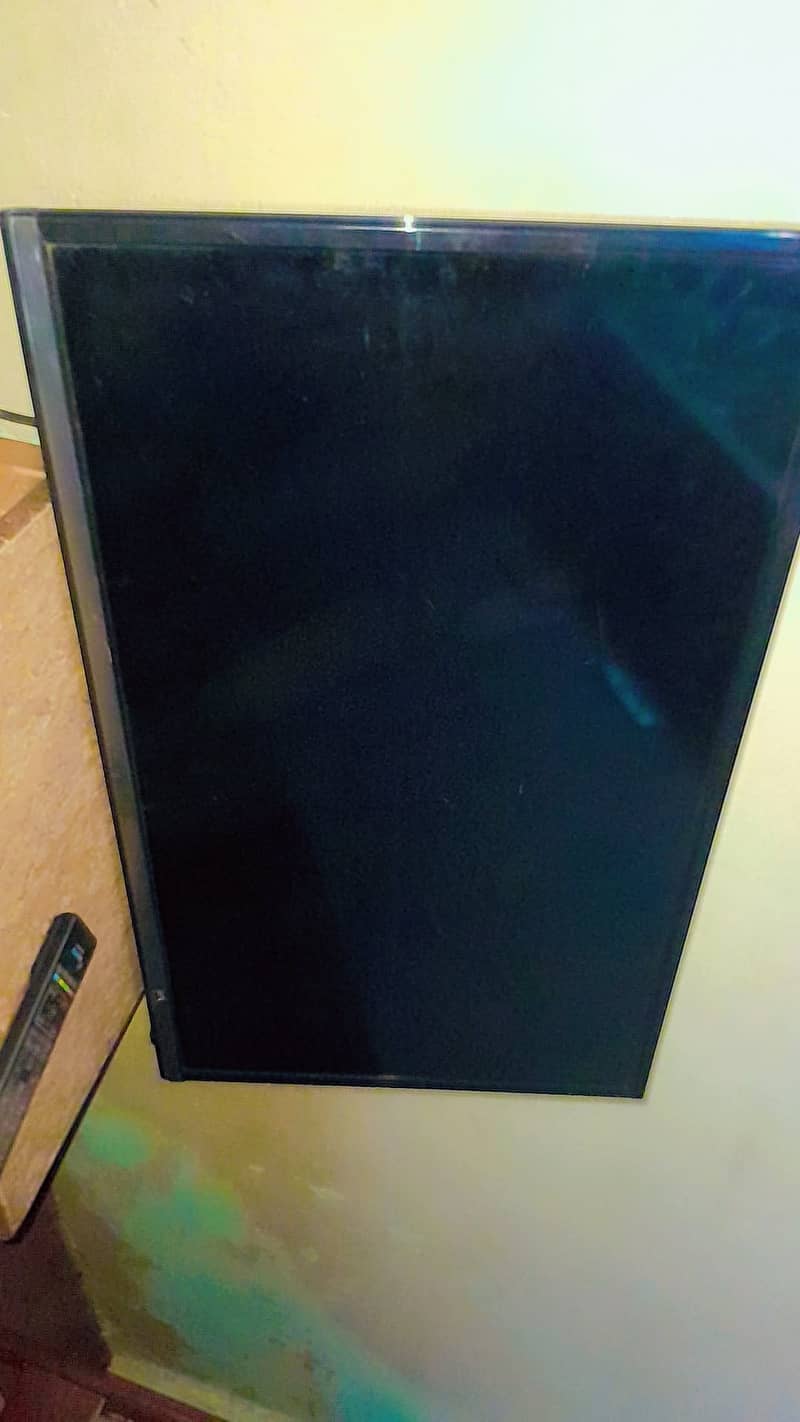 LED TV 7