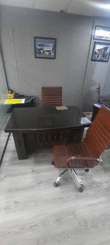 Slightly used office furniture for sale 5