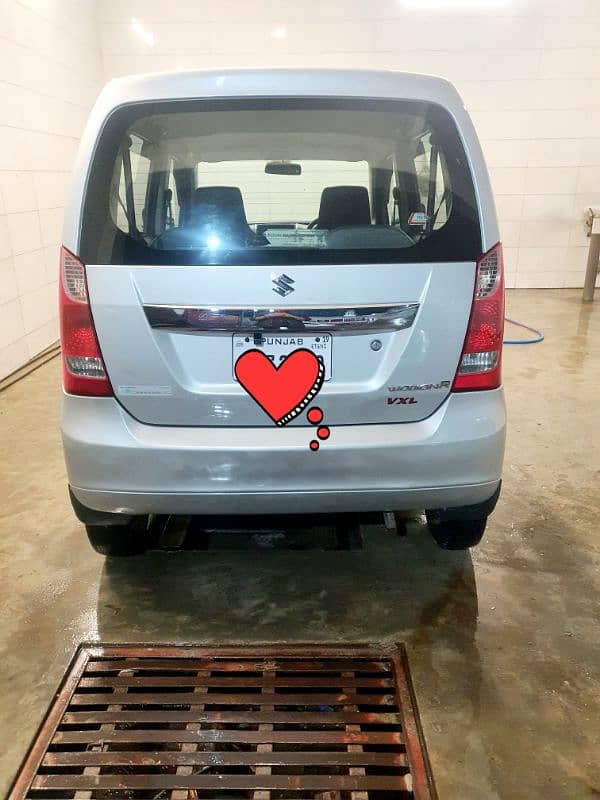 Suzuki Wagon R 2019 1