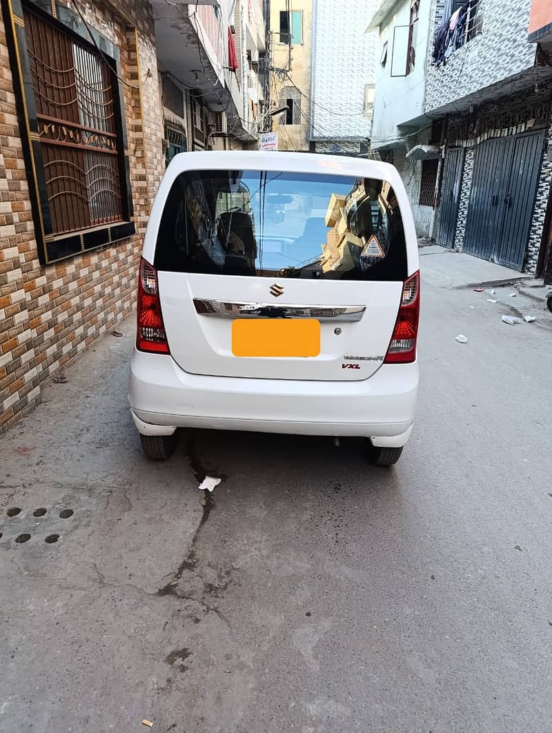 Suzuki Wagon R 2018 4