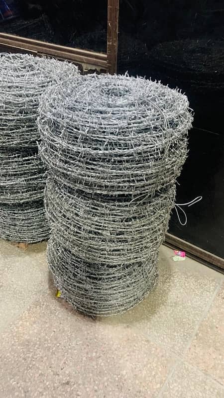 Barbed Wire Bulk only 4