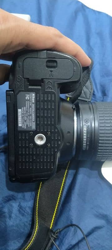 Nikon D5300 for sale in best condition 8