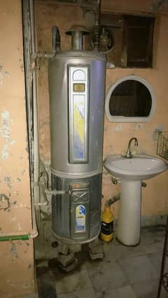 Super Asia Gas Geyser, 100% working condition, 0 fault.