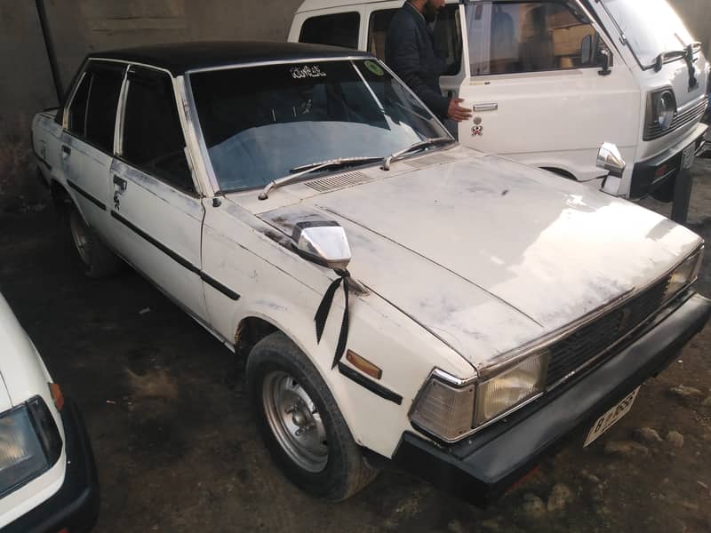 Toyota corolla 82 1