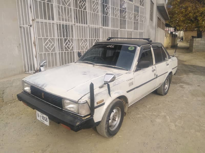 Toyota corolla 82 4