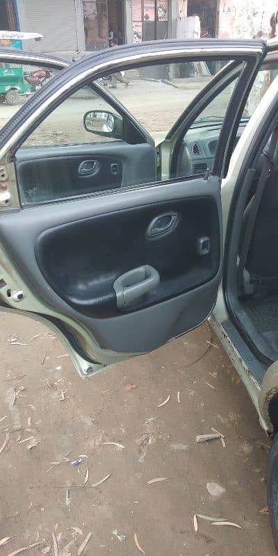 Suzuki Baleno 2000 8