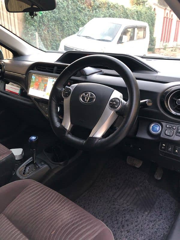 Toyota Aqua G package 2015 8