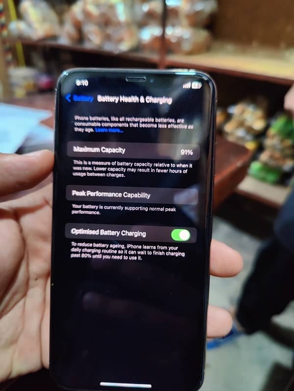 Iphone Xs max 256 Sim working 3