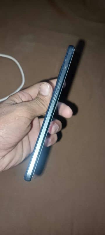 Oppo F17 23K 5