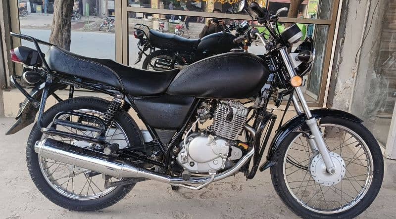 SUZUKI GS 150 FOR SALE 0