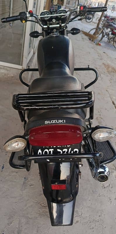 SUZUKI GS 150 FOR SALE 5