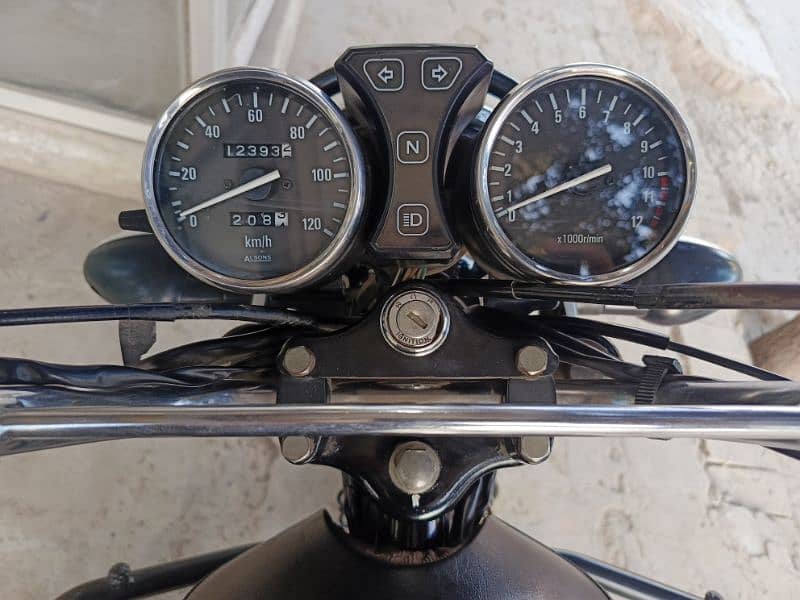 SUZUKI GS 150 FOR SALE 6