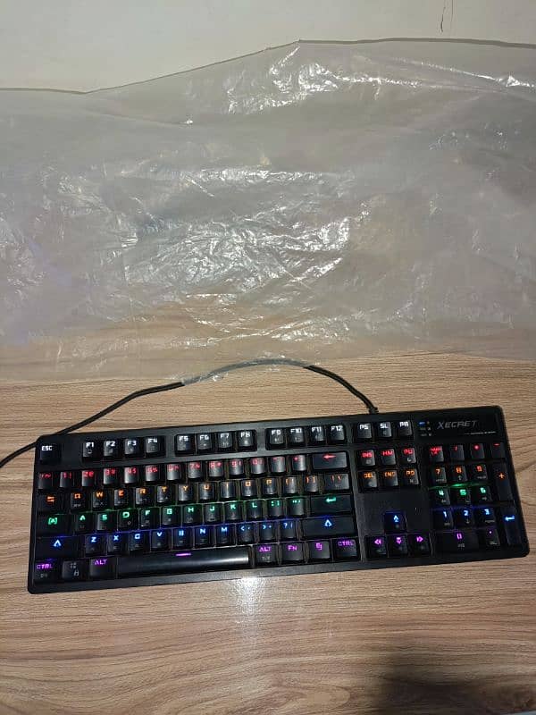 xecret mechanical rgb gaming keyboard all ok blue switches used 0