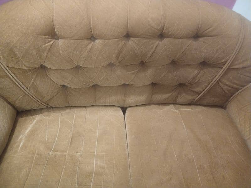 good condition sofa 2