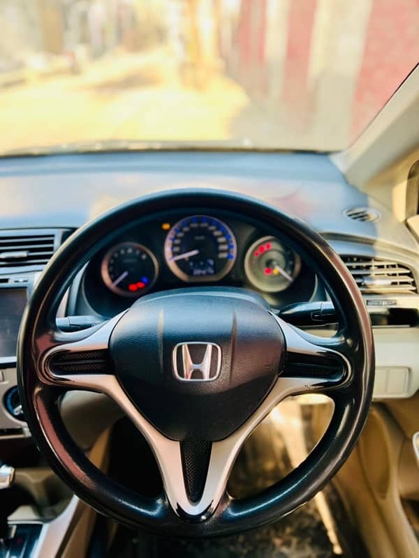 Honda City Aspire 2015 auto 1.3 16