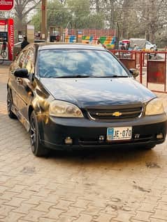 Chevrolet Optra Automatic Sunroof Family used