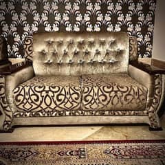 Elegant Velvet Sofa Set | Luxurious Arabesque Design | 9/10 Condition