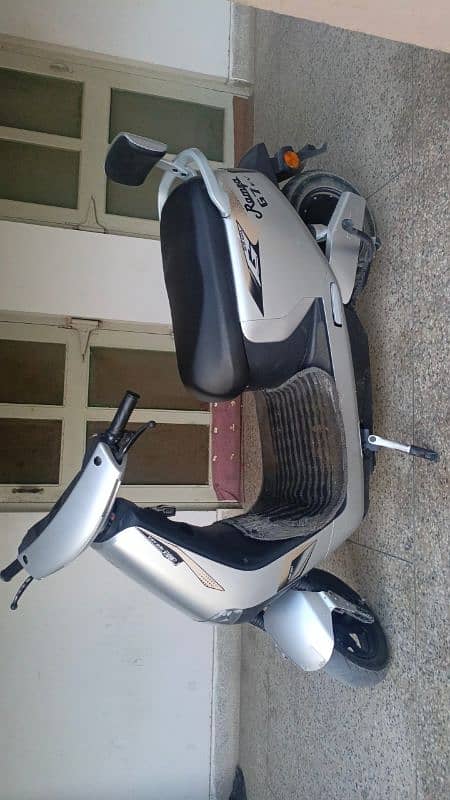 Electric scooty Ramza G-7 03472276544 2