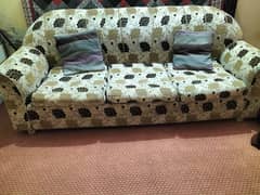 Sofa set / 6 seaters sofa