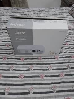 ACER  PROJECTOR