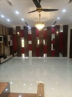 10 MARLA LIKE NEW CORNER HOUSE FOR SALE IN PUNJAB SOCIETY PHASE TOW COLLEGE ROAD LAHORE