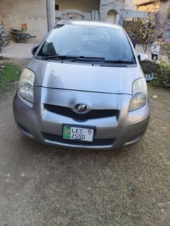 Toyota Vitz 2013