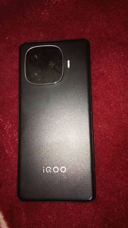 iQOO z9 5g 1