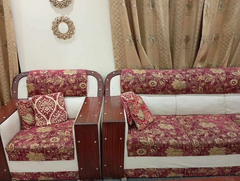 7 Seater Sofa Set For Sale - Urgent 1