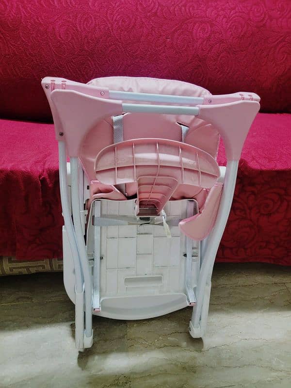 Imported foldable High Chair with wheels 6