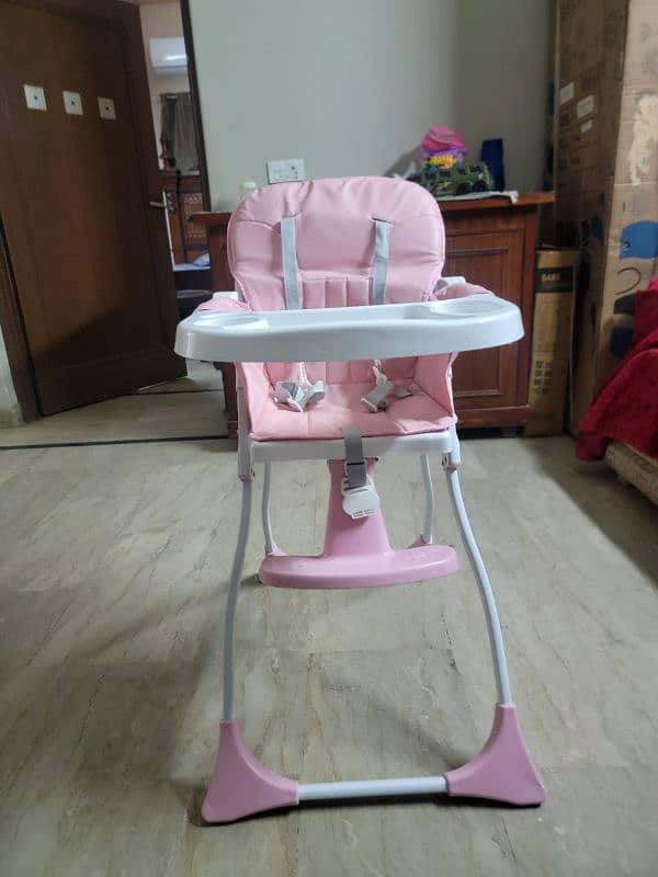 Imported foldable High Chair with wheels 9