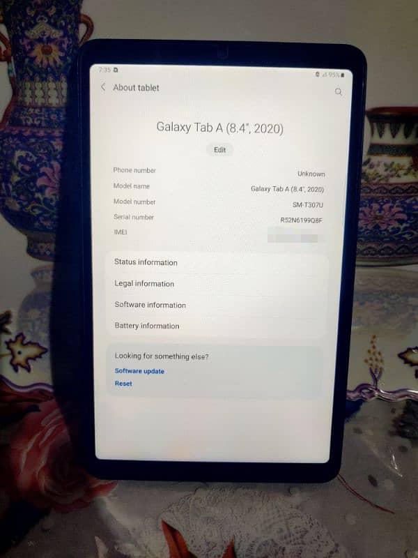 Samsung Galaxy tab A8.4 3gb-32gb 2020 Sim spot  with box chat olx 1