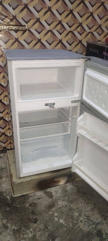 super general fridge 1