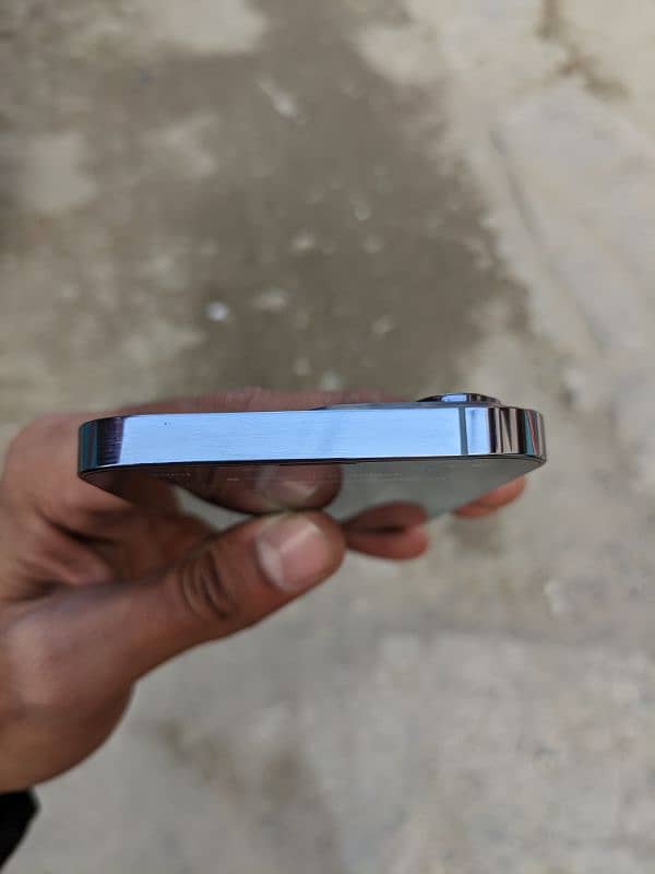 Iphone 13 Pro for sale in good price 2