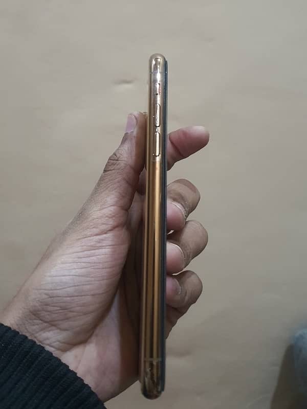 Iphone XS Non PTA 64GB 2