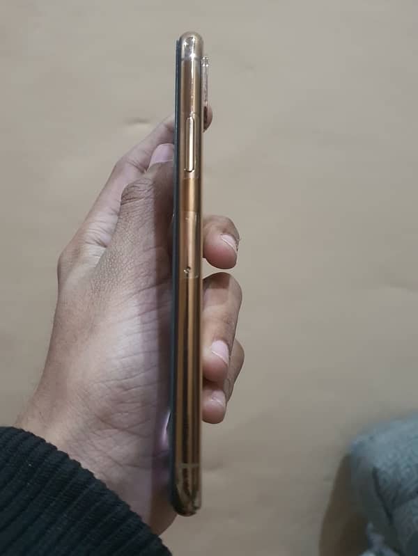 Iphone XS Non PTA 64GB 3