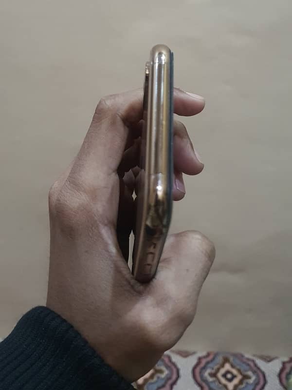 Iphone XS Non PTA 64GB 6