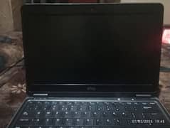 Dell latitude e7240 8gb ram intel core i7 4 gen processor 256 GB  ssd