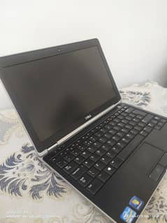 Laptop DELL LATITUDE E6230 Core i5 pro version  3rd generation