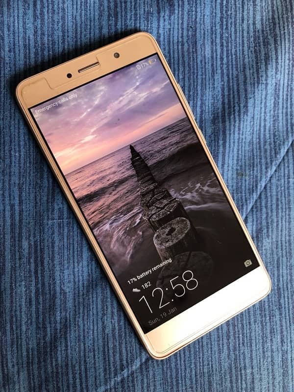 Huawei Y7 Prime 4/64GB Non PTA 5