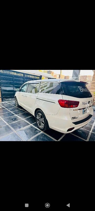 KIA Grand Carnival 2019 4